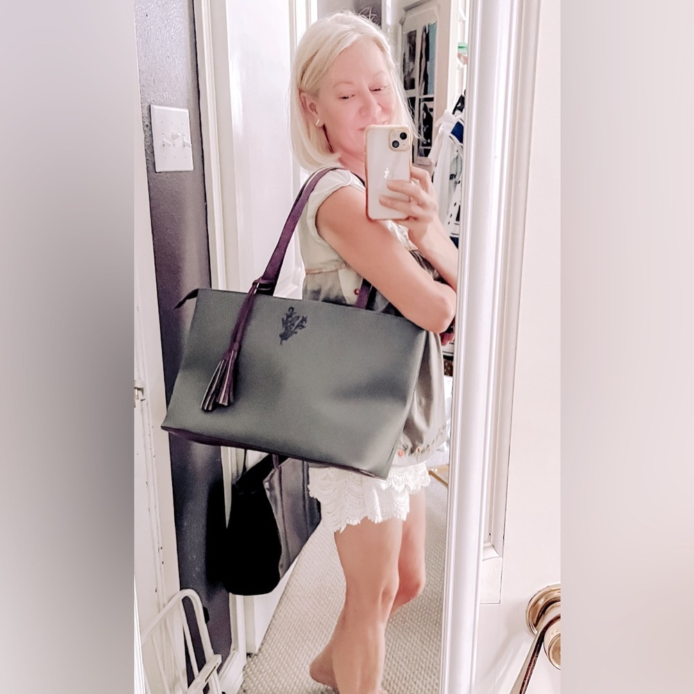 Younique Tote Bag